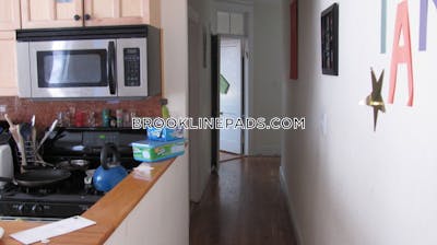 Brookline 4 Beds 2 Baths  Boston University - $6,000 No Fee